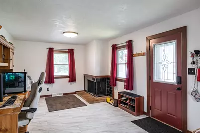 1636  Onalaska Ave, La Crosse, WI 54603 - Photo 9