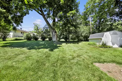 718 S Silverbrook Dr, West Bend, WI 53095 - Photo 17