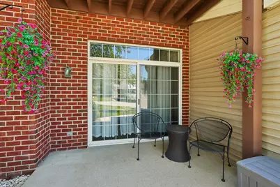 N16W26539  Tall Reeds Ln #A, Pewaukee, WI 53072 - Photo 3