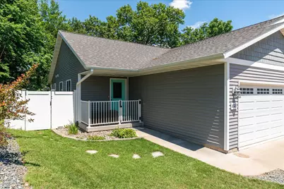 1023  Lincoln St, Onalaska, WI 54650 - Photo 5