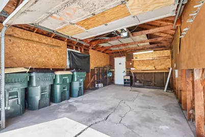 2107  Haegele Dr, Twin Lakes, WI 53181 - Photo 29