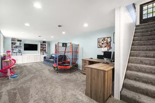 15449 W Mayflower Dr, New Berlin, WI 53151 - Photo 21