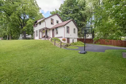 346  High St, Pewaukee, WI 53072 - Photo 11
