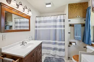 1019 S 6th St, De Pere, WI 54115 - Photo 21