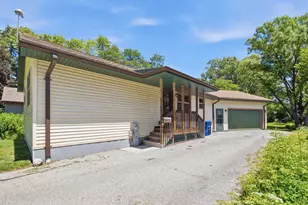 1019 S 6th St, De Pere, WI 54115 - Photo 31