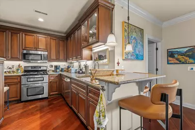 1300 N Prospect Ave #420, Milwaukee, WI 53202 - Photo 13