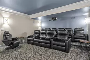 1300 N Prospect Ave, Milwaukee, WI 53202 - Photo 33