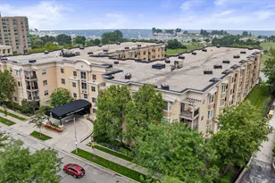 1300 N Prospect Ave, Milwaukee, WI 53202 - Photo 7