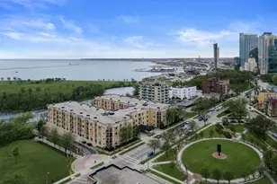 1300 N Prospect Ave, Milwaukee, WI 53202 - Photo 47