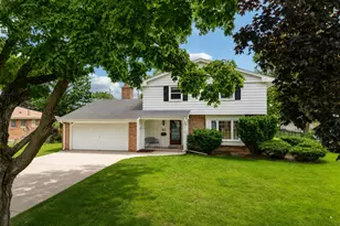 W173N8514 Robert Ave, Menomonee Falls, WI 53051 - Photo 3