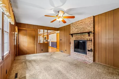 W173N8514  Robert Ave, Menomonee Falls, WI 53051 - Photo 21