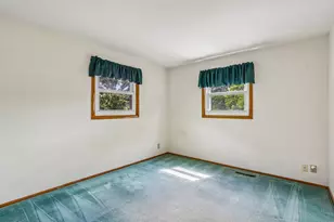 W173N8514 Robert Ave, Menomonee Falls, WI 53051 - Photo 31