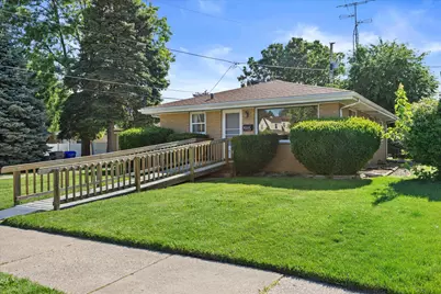 7915  45th Ave, Kenosha, WI 53142 - Photo 3