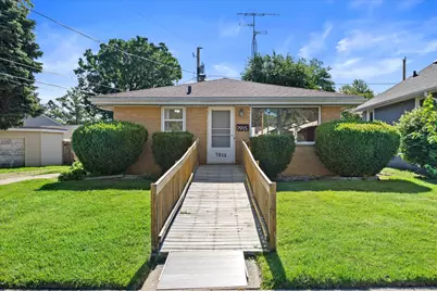 7915  45th Ave, Kenosha, WI 53142 - Photo 1