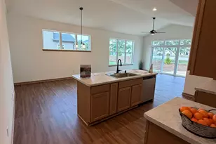 752 Pleasant Park Ct, Johnson Creek, WI 53038 - Photo 9