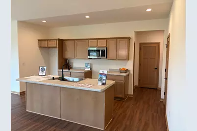 752  Pleasant Park Ct, Johnson Creek, WI 53038 - Photo 7
