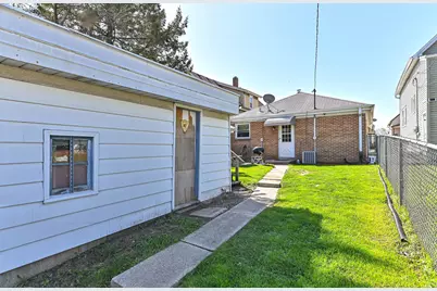 3948 E Underwood Ave, Cudahy, WI 53110 - Photo 35
