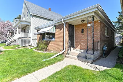 3948 E Underwood Ave, Cudahy, WI 53110 - Photo 5