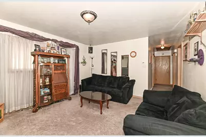 3948 E Underwood Ave, Cudahy, WI 53110 - Photo 9