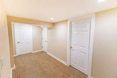 2350 S 56th St, West Allis, WI 53219 - Photo 21