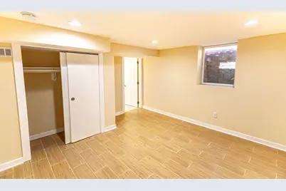 2350 S 56th St, West Allis, WI 53219 - Photo 17