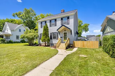 612  Marquette Ave, South Milwaukee, WI 53172 - Photo 3