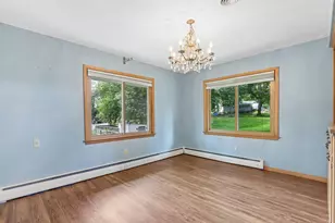 W270N195 Arrowhead Trail, Pewaukee, WI 53188 - Photo 13