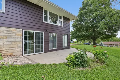 W270N195  Arrowhead Trl, Pewaukee, WI 53188 - Photo 27