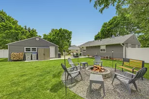 6526 W Burdick Ave, Milwaukee, WI 53219 - Photo 23