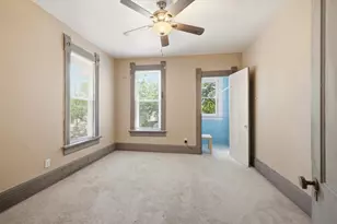 1685 N Humboldt Ave, Milwaukee, WI 53202 - Photo 31