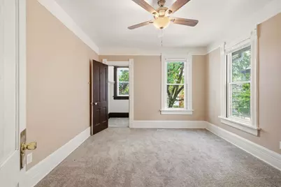 1685 N Humboldt Ave #1687, Milwaukee, WI 53202 - Photo 17