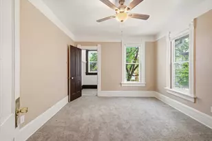 1685 N Humboldt Ave, Milwaukee, WI 53202 - Photo 17