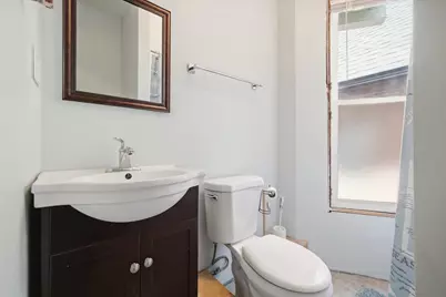 1685 N Humboldt Ave #1687, Milwaukee, WI 53202 - Photo 29