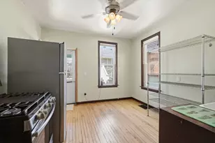 1685 N Humboldt Ave, Milwaukee, WI 53202 - Photo 25