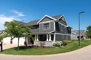 329 River Point, La Crosse, WI 54601 - Photo 1