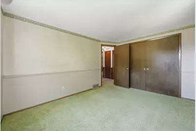 7881  Hill  'n Dale Ct, Cedarburg, WI 53012 - Photo 23