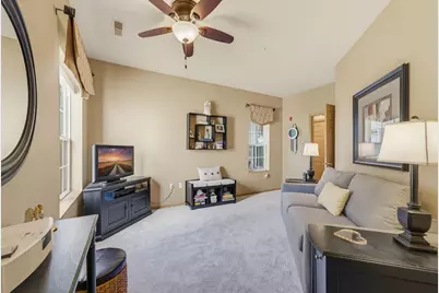 6551  Meadowlands Cir #4 B, Pleasant Prairie, WI 53158 - Photo 11