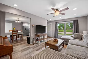 307 N 7th St, Racine, WI 53185 - Photo 3