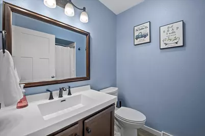 307 N 7th St, Racine, WI 53185 - Photo 7