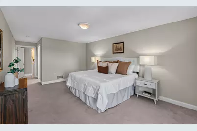 1920 N Farwell Ave #403, Milwaukee, WI 53202 - Photo 19
