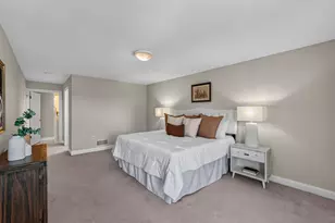 1920 N Farwell Ave, Milwaukee, WI 53202 - Photo 19