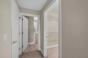 1920 N Farwell Ave, Milwaukee, WI 53202 - Photo 21