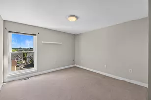 1920 N Farwell Ave, Milwaukee, WI 53202 - Photo 29