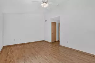 6195 Walnut Ln, Cudahy, WI 53110 - Photo 35