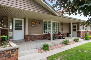 315 S Lincoln Dr, Howards Grove, WI 53083 - Photo 1