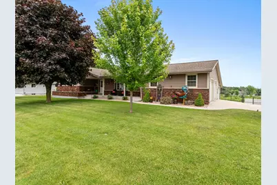 315 S Lincoln Dr, Howards Grove, WI 53083 - Photo 33