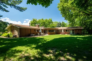 2460 Alta Louise Pkwy, Brookfield, WI 53045 - Photo 5