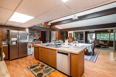2460  Alta Louise Pkwy, Brookfield, WI 53045 - Photo 13