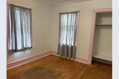 1818 E Kenwood Blvd, Milwaukee, WI 53211 - Photo 11
