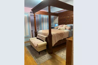 1818 E Kenwood Blvd, Milwaukee, WI 53211 - Photo 9